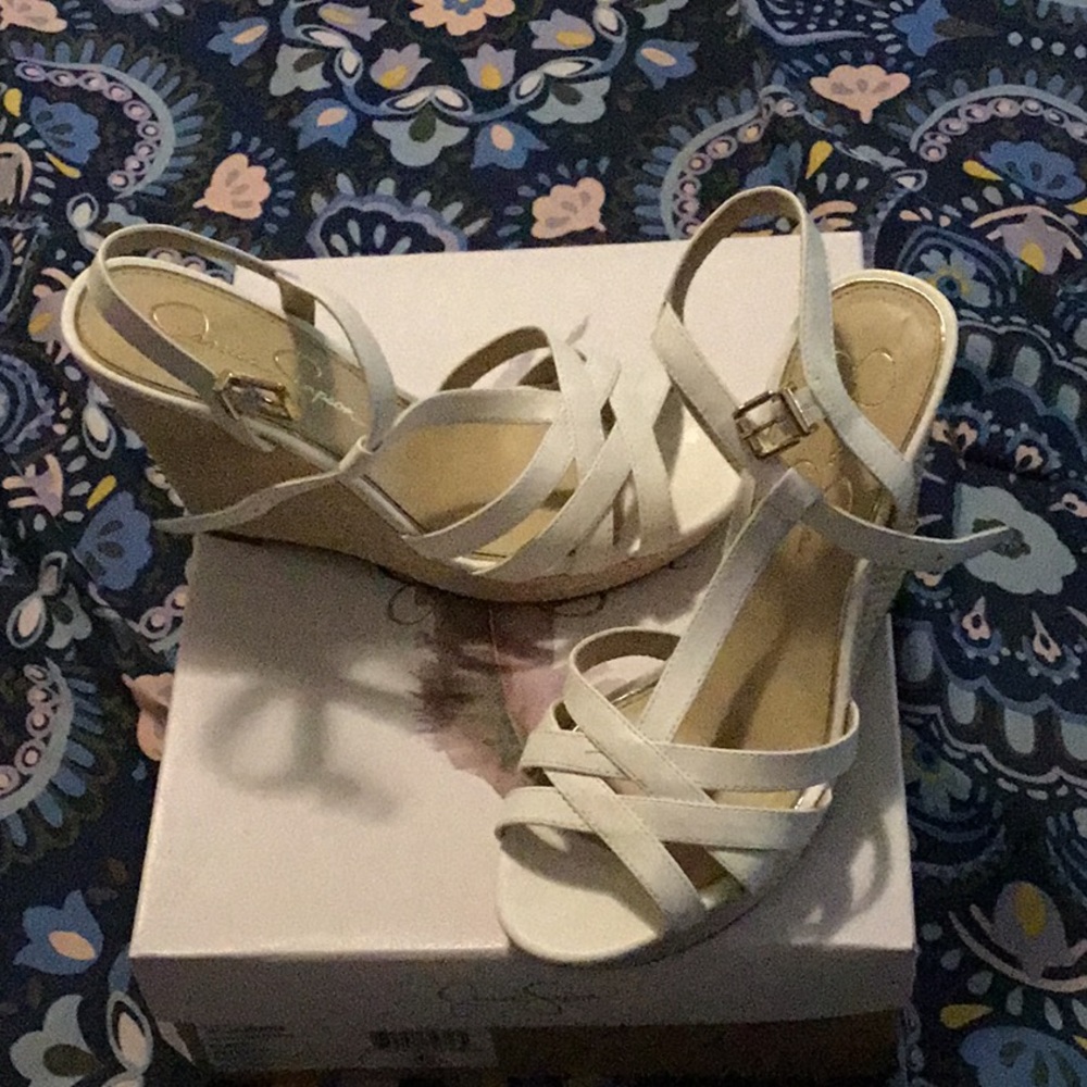 Like new Jessica Simpson wedges